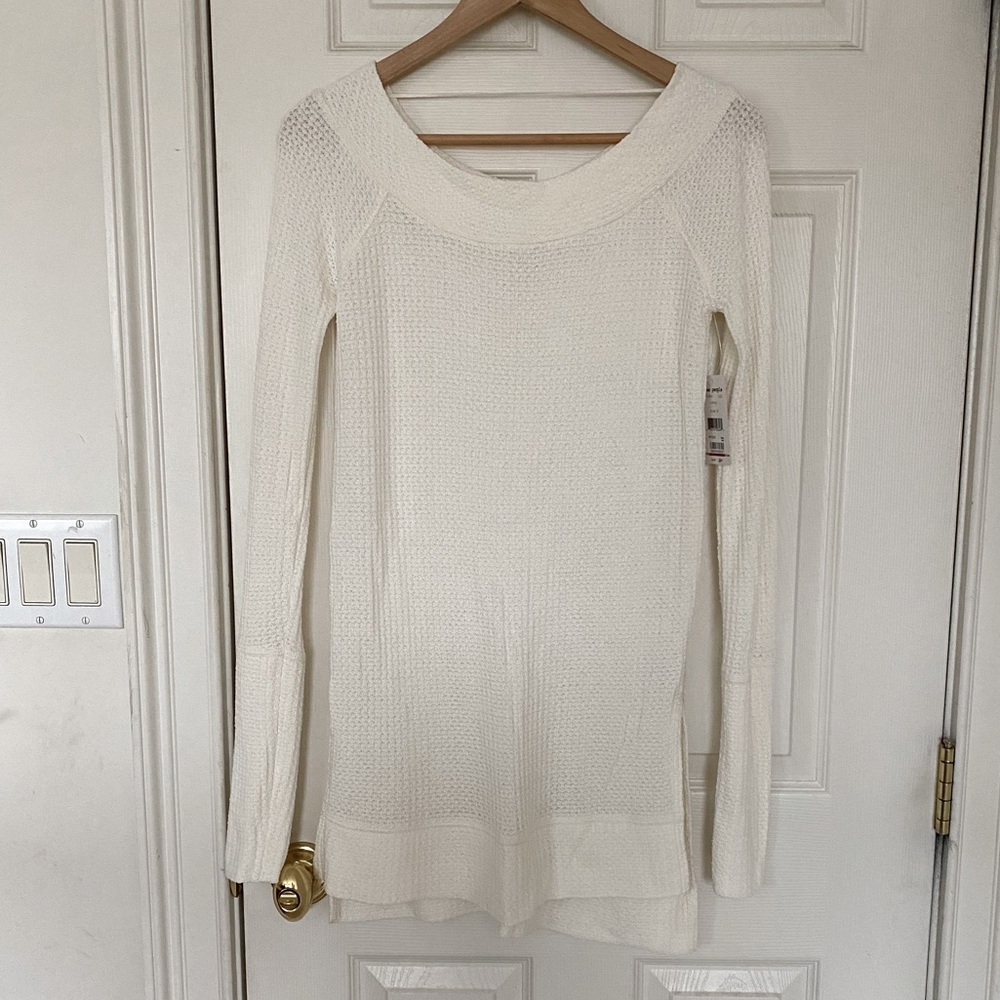 Women’s knit top
